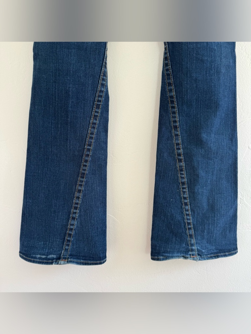 True Religion Joey Low Rise Flare Jeans Dark Blue Denim Distressed y2k 00s - Picture 8 of 14